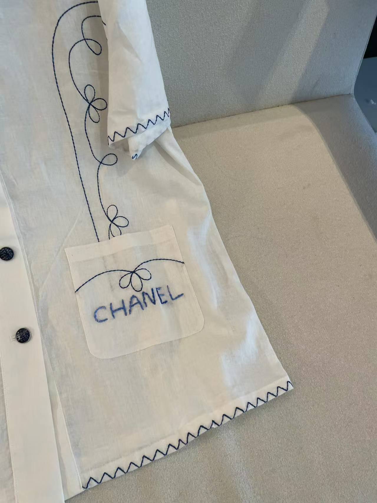 CHANE1 ダブルC リネンシャツ【50％割引+送料無料】