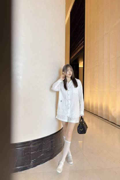 DIOR CD Bee フード付きシャツ【50％割引+送料無料】