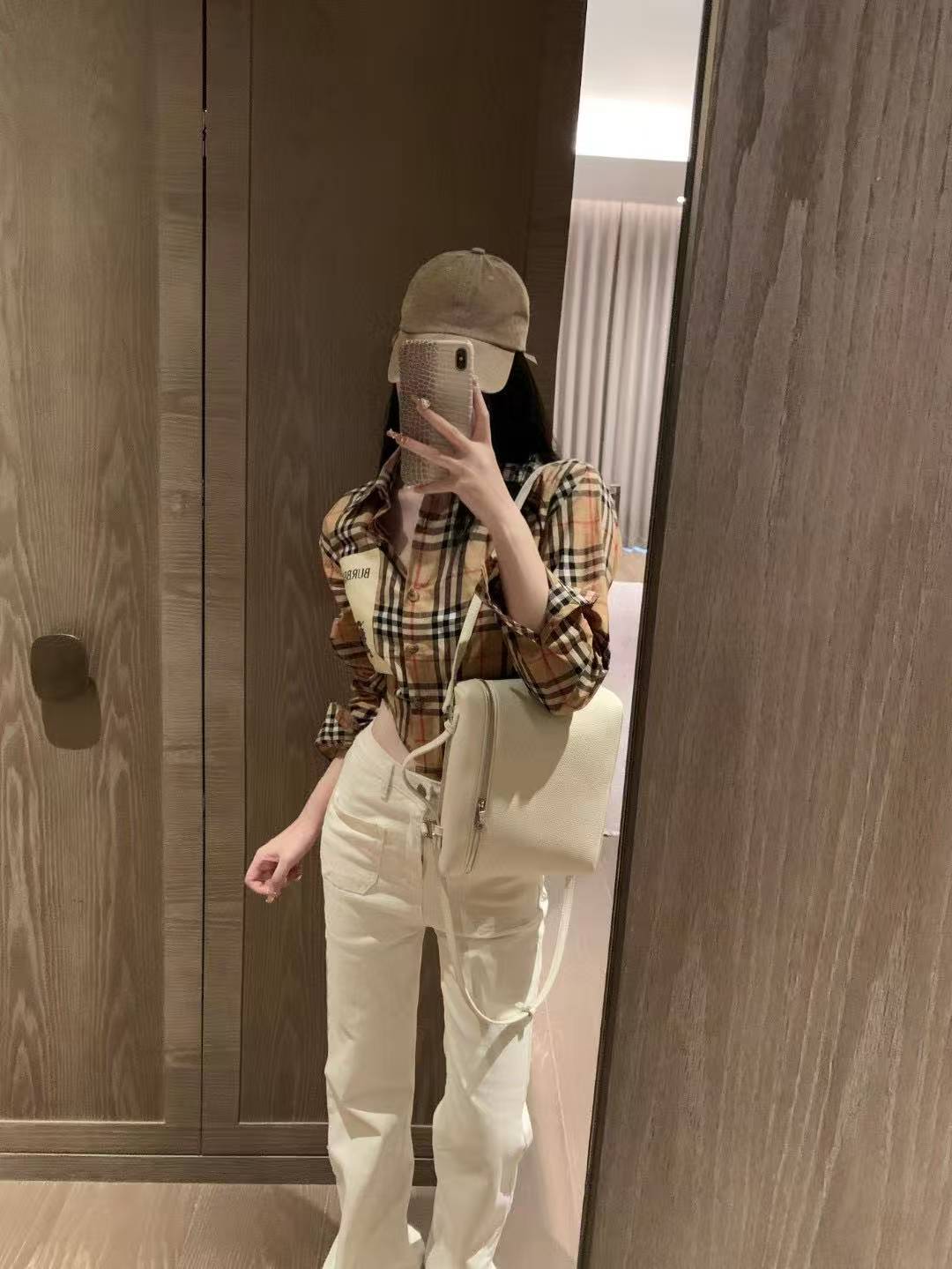 BUR8ERRY チェック柄ウォーホースシャツ【50％割引+送料無料】