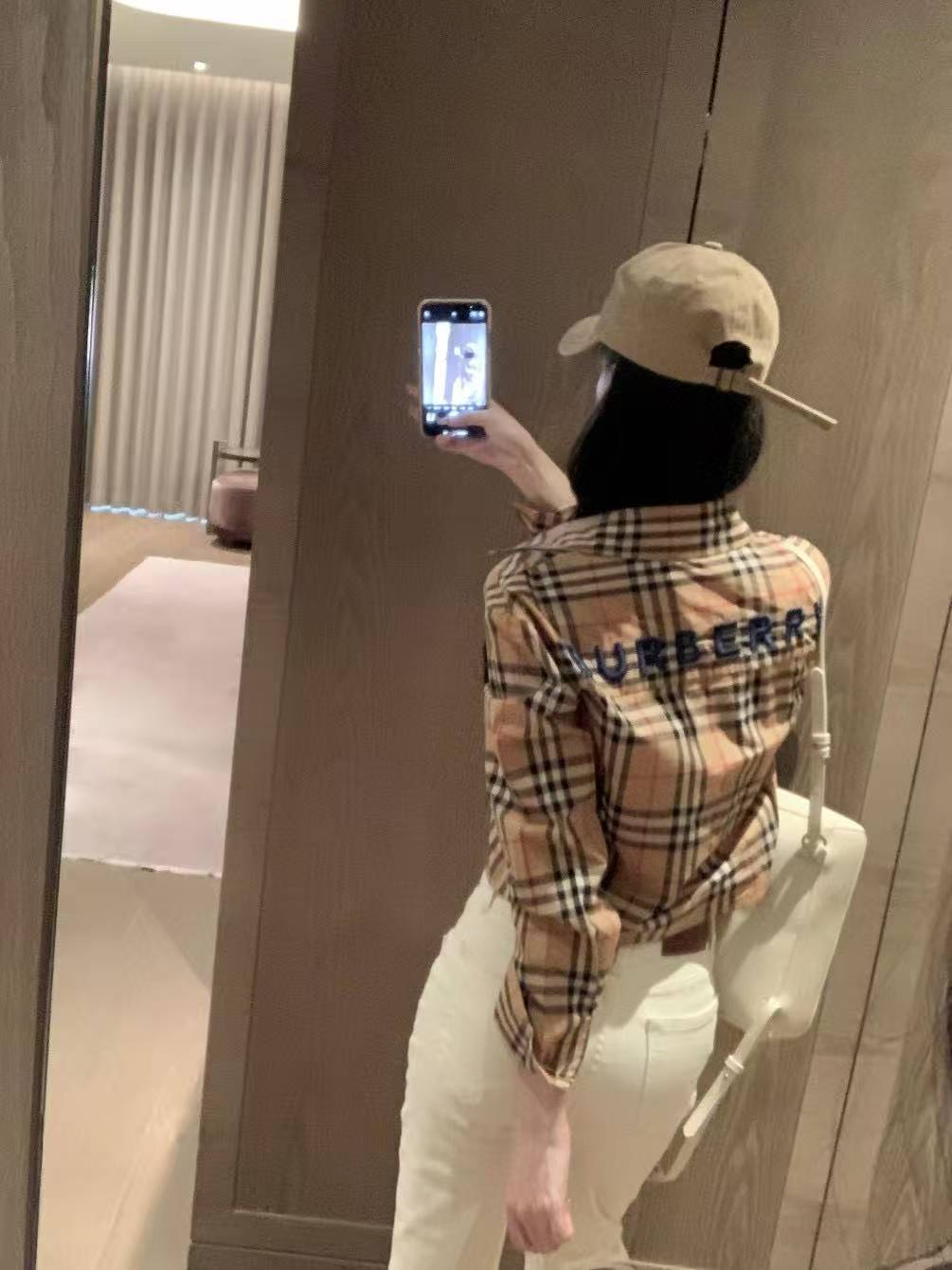 BUR8ERRY チェック柄ウォーホースシャツ【50％割引+送料無料】