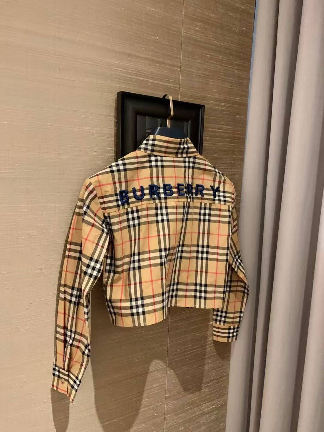 BUR8ERRY チェック柄ウォーホースシャツ【50％割引+送料無料】