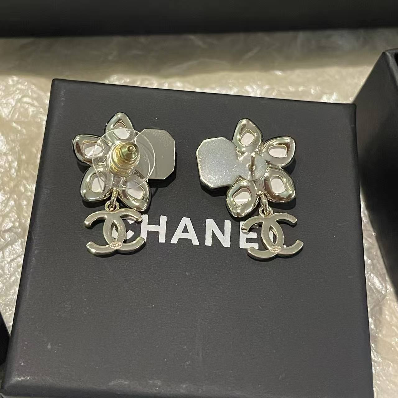 CHANE1 ピンクフラワーイヤリング＋ネックレス ツーピースセット【50％割引+送料無料】