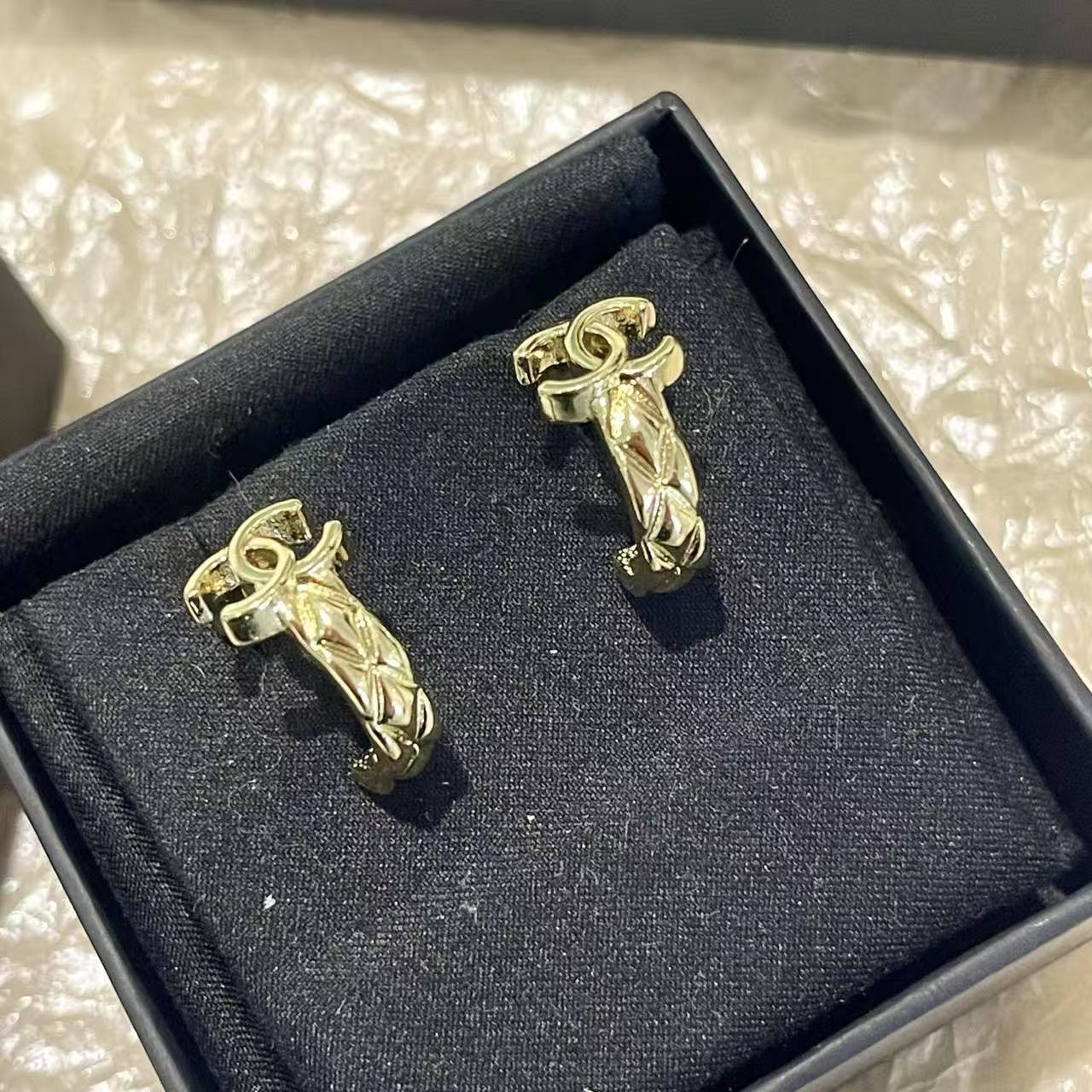 CHANE1 ダブルCチェック柄イヤリング【50％割引+送料無料】