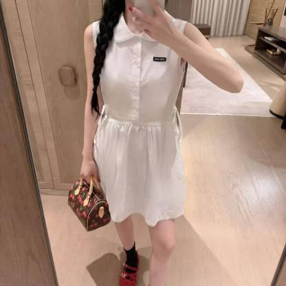 M1UM1U レーストリム ノースリーブドレス【50％割引+送料無料】