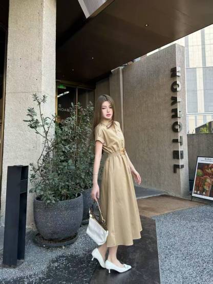 PR4DA トライアングルロゴ入り半袖ドレス【50％割引+送料無料】