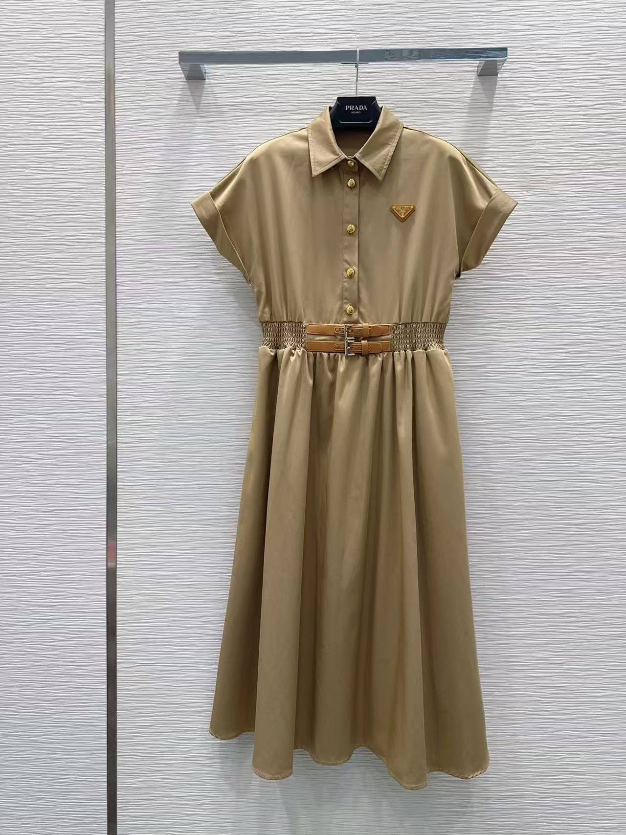 PR4DA トライアングルロゴ入り半袖ドレス【50％割引+送料無料】