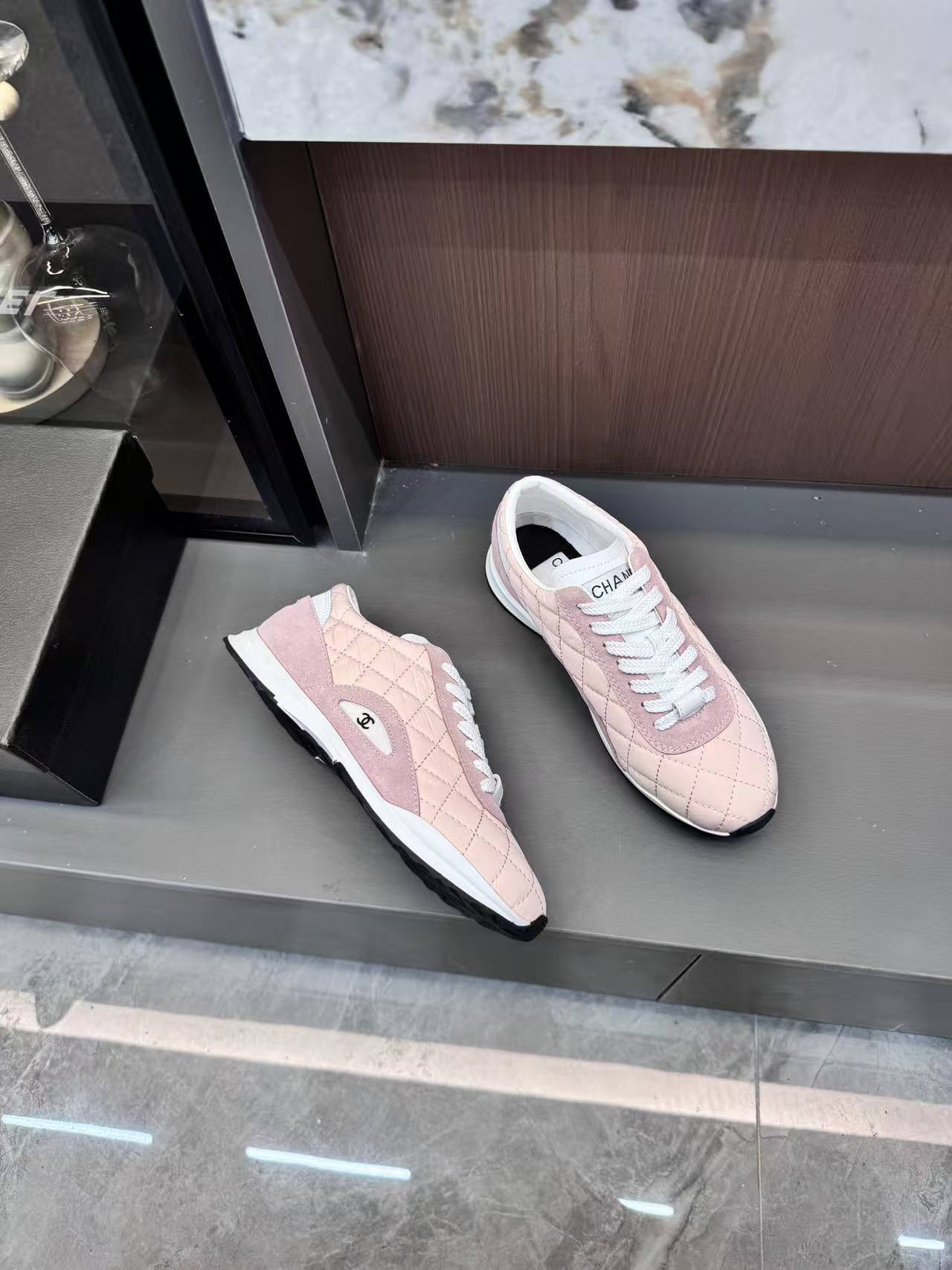 CHANE1 カラーブロック ダブルC カジュアルシューズ【50％割引+送料無料】