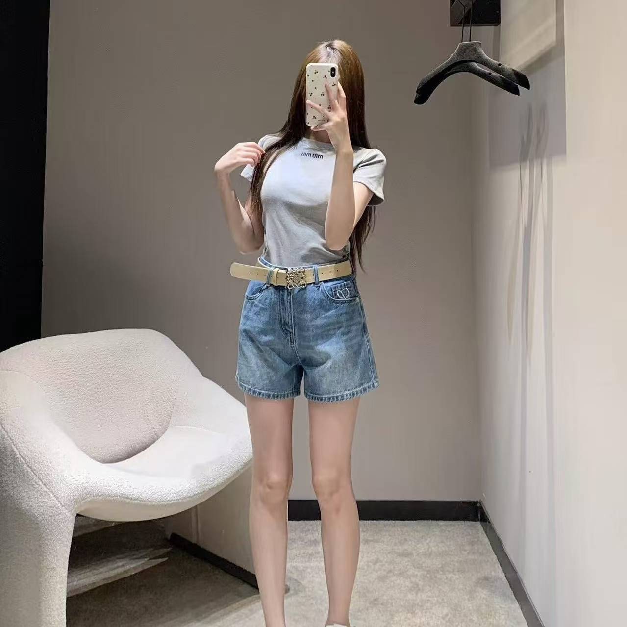 LOEWE ロゴ刺繍 デニムショートパンツ【50％割引+送料無料】