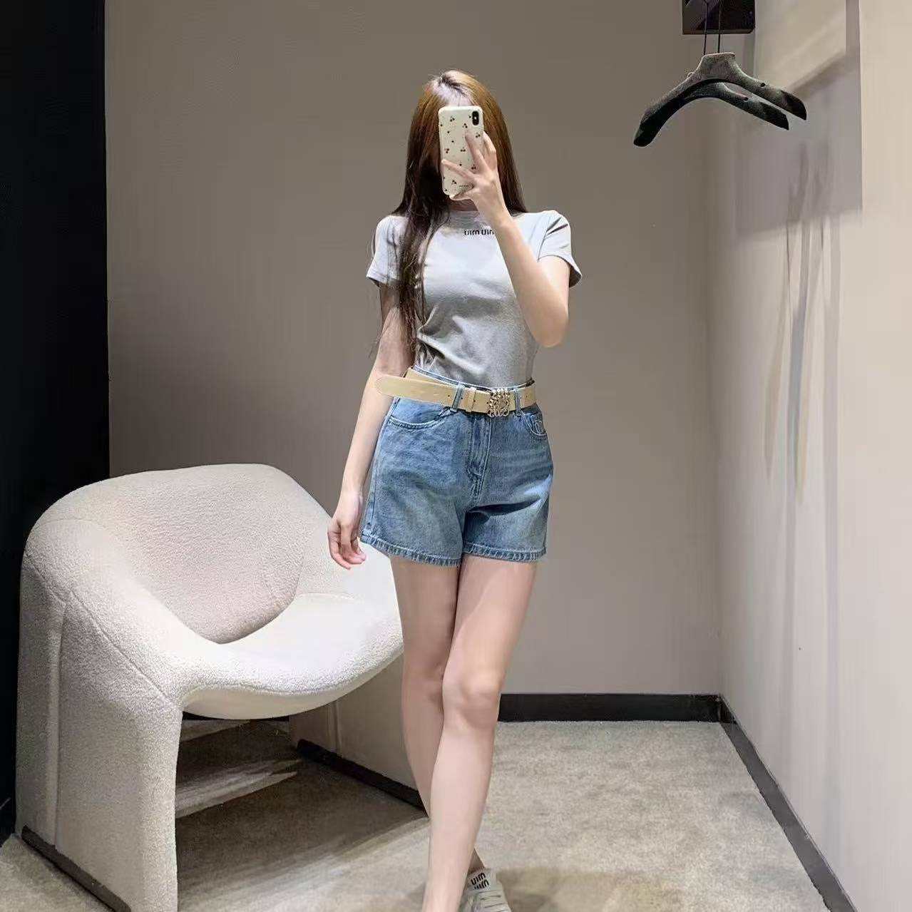 LOEWE ロゴ刺繍 デニムショートパンツ【50％割引+送料無料】