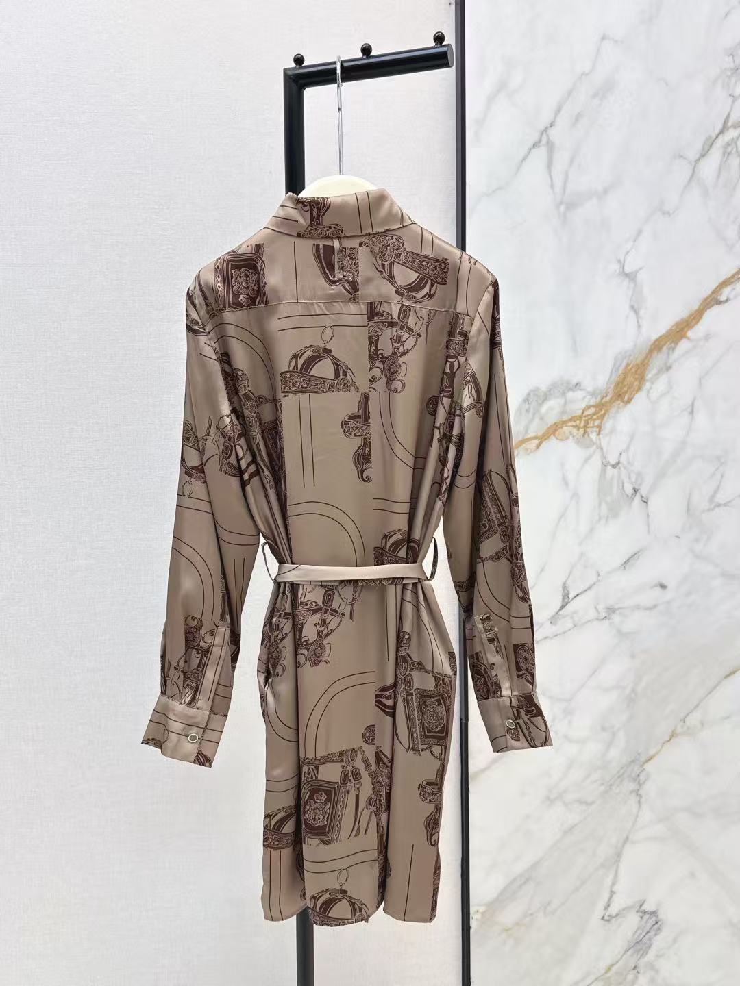 HERME5柄入り長袖ワンピース【50％割引+送料無料】