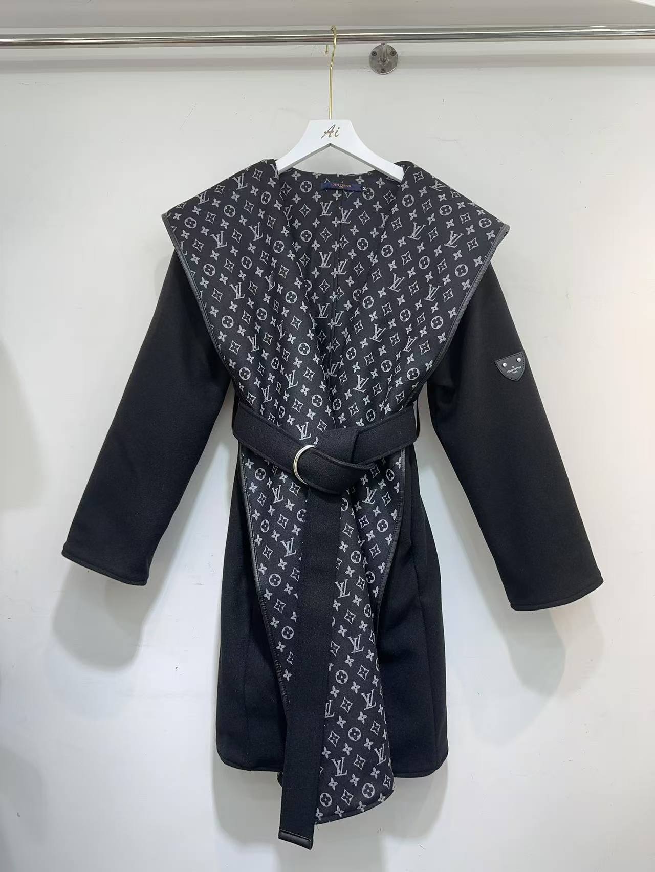 LV フード付きプリントウールロングコート【50％割引+送料無料】