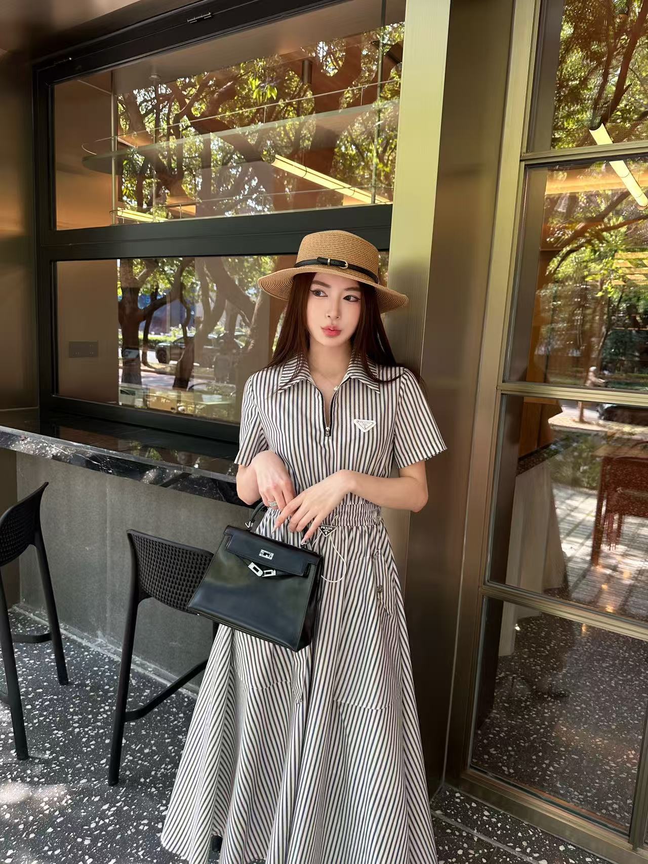 PR4DA 高品質トライアングルロゴストライプドレス【50％割引+送料無料】