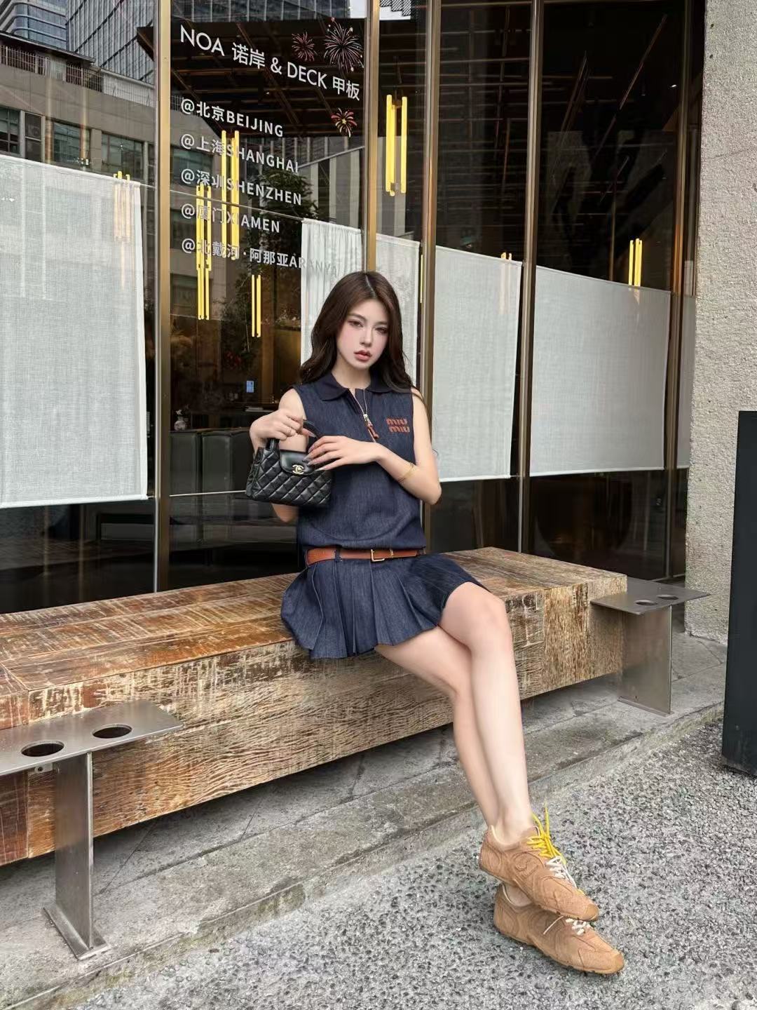 M1UM1U ジッパーレターデニムノースリーブドレス【50％割引+送料無料】