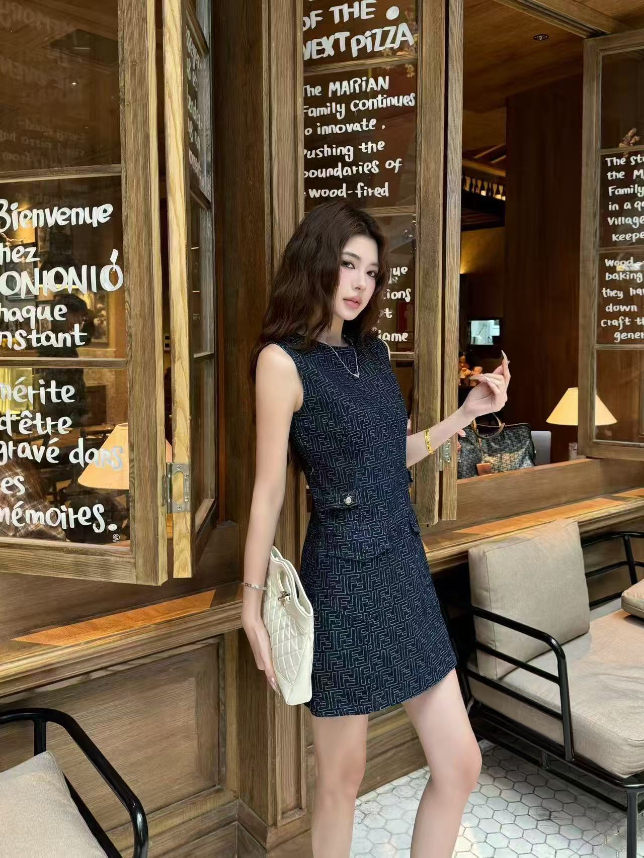 FENDI FF デニム ノースリーブドレス【50％割引+送料無料】