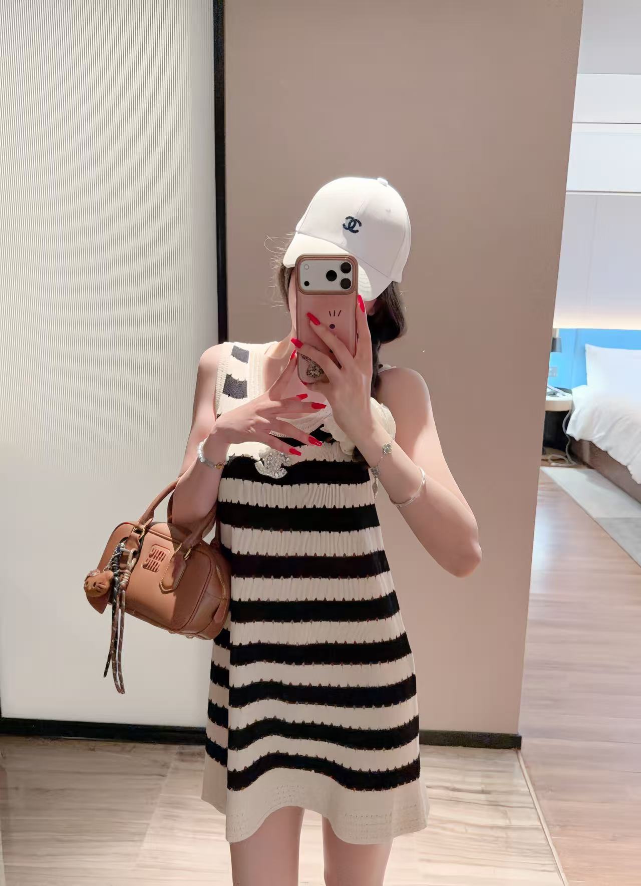 CHANE1 ダブルCストライプ ノースリーブドレス【50％割引+送料無料】