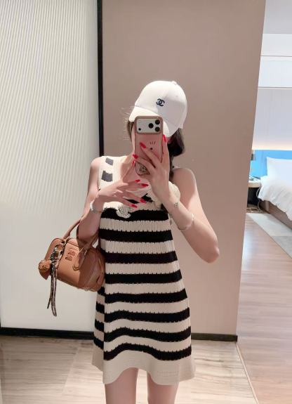 CHANE1 ダブルCストライプ ノースリーブドレス【50％割引+送料無料】