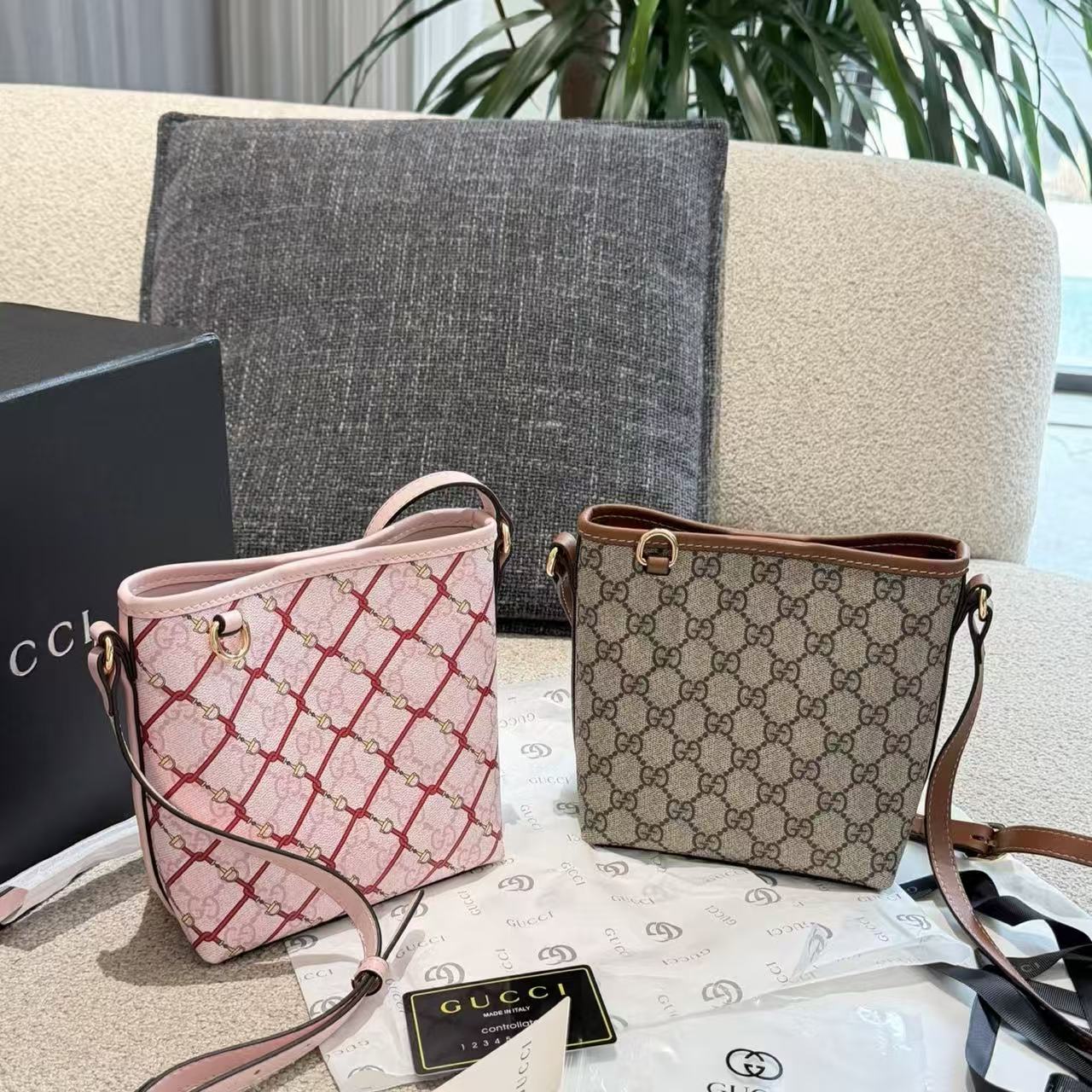 GUCC1 Emblemバケットバッグ【50％割引+送料無料】