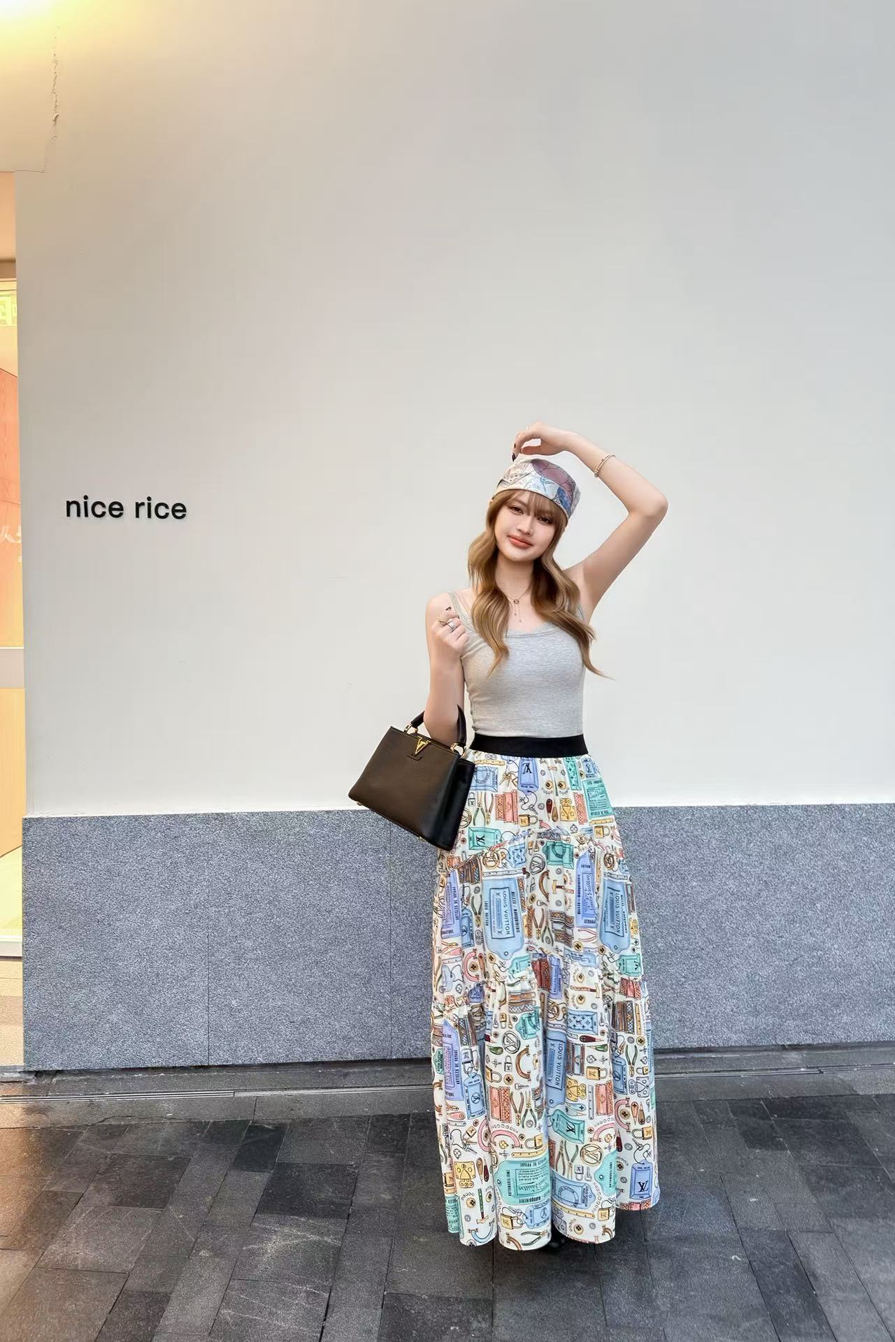 LVプリント伸縮性ミディスカート【50％割引+送料無料】