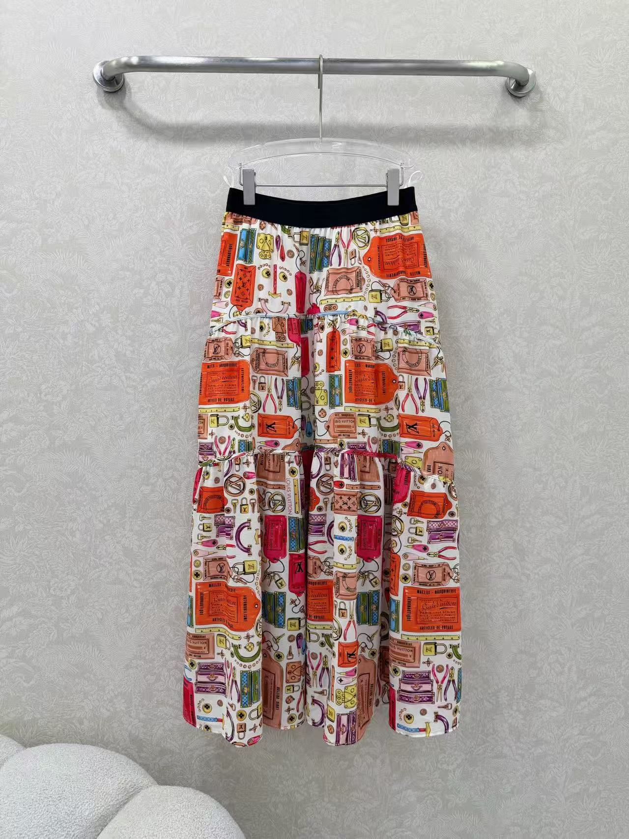 LVプリント伸縮性ミディスカート【50％割引+送料無料】