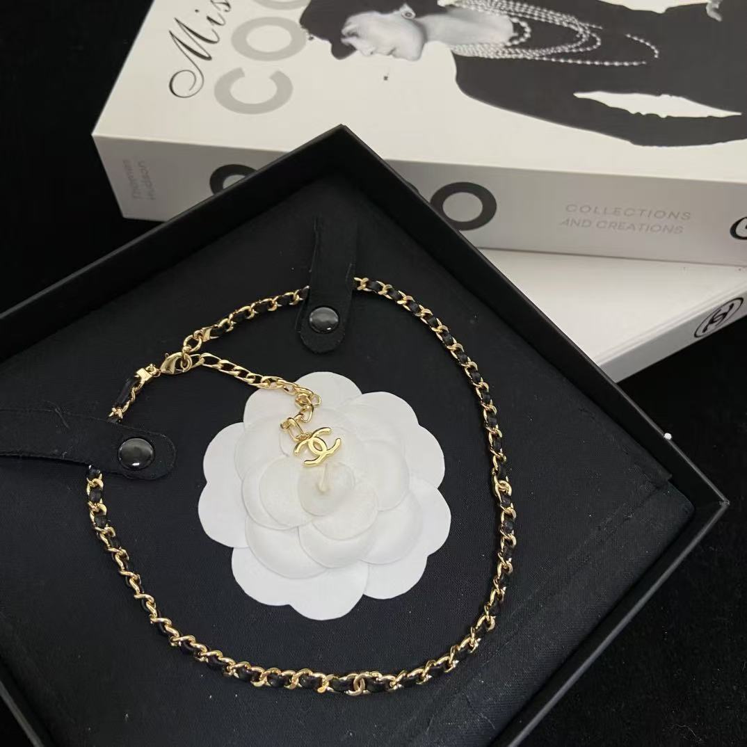 CHANE1 ダブルCレザーネックレス【50％割引+送料無料】