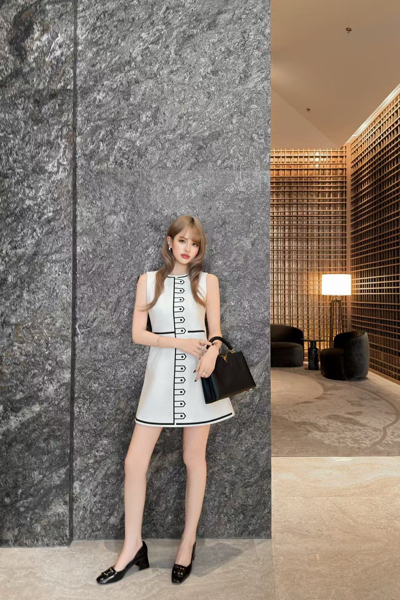 LV ノースリーブドレス【50％割引+送料無料】