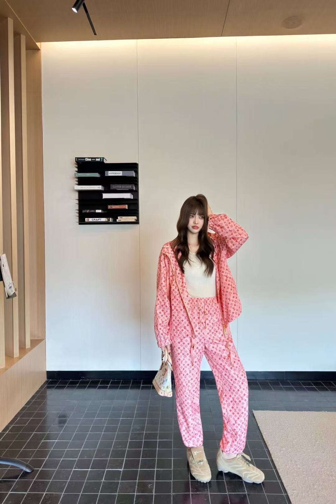 LVプリント 日焼け防止ジャケット＆パンツ 2点セット【50％割引+送料無料】