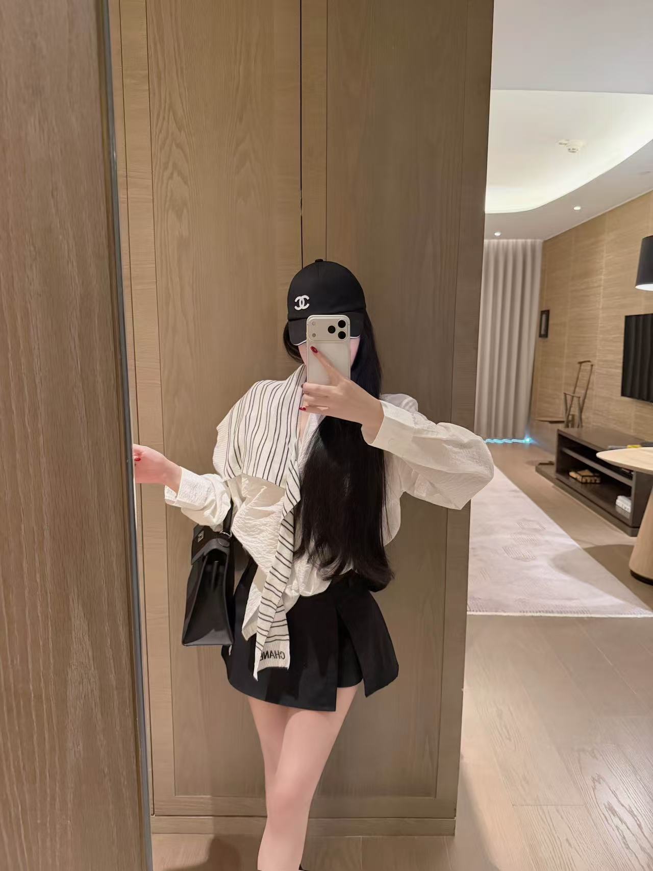 CHANE1 ダブルCシャツ＋スカーフ【50％割引+送料無料】