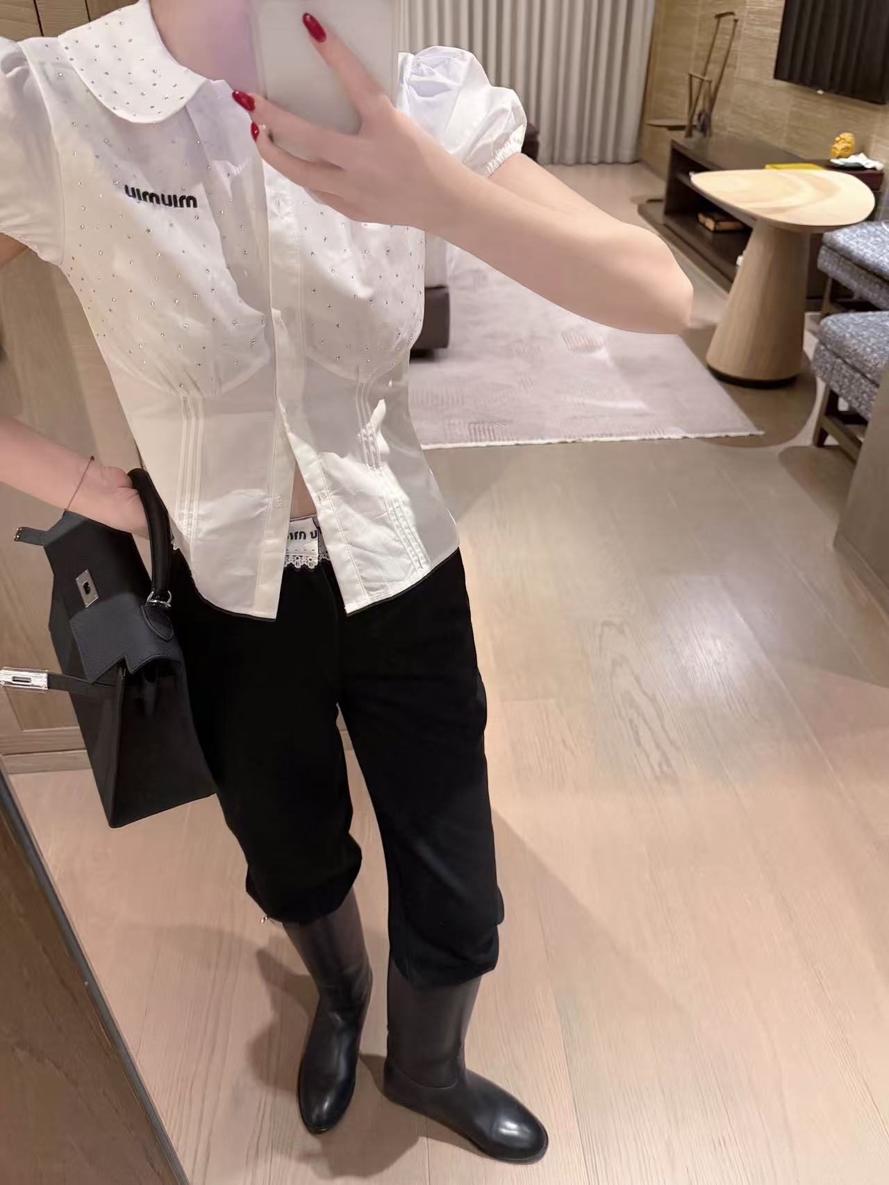 M1UM1U ダイヤモンドパフスリーブブラウス【50％割引+送料無料】