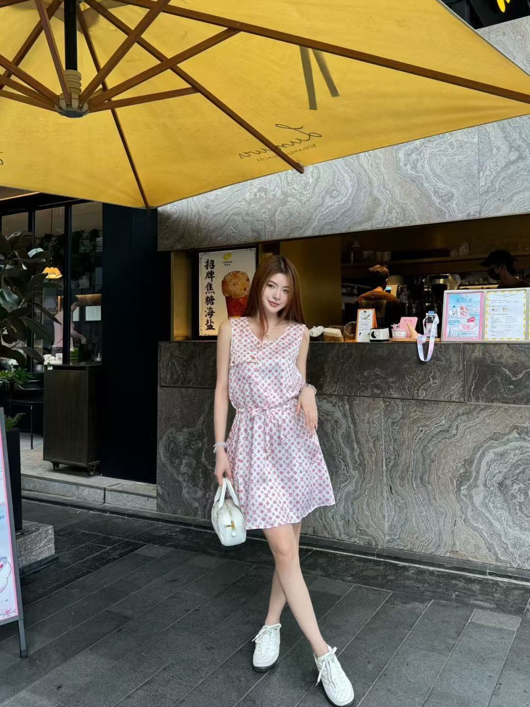 LVプリント ノースリーブドレス【50％割引+送料無料】