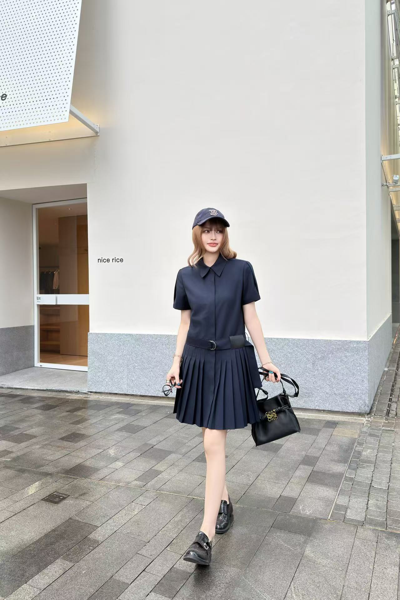 L0WEW 襟付きプリーツドレス【50％割引+送料無料】