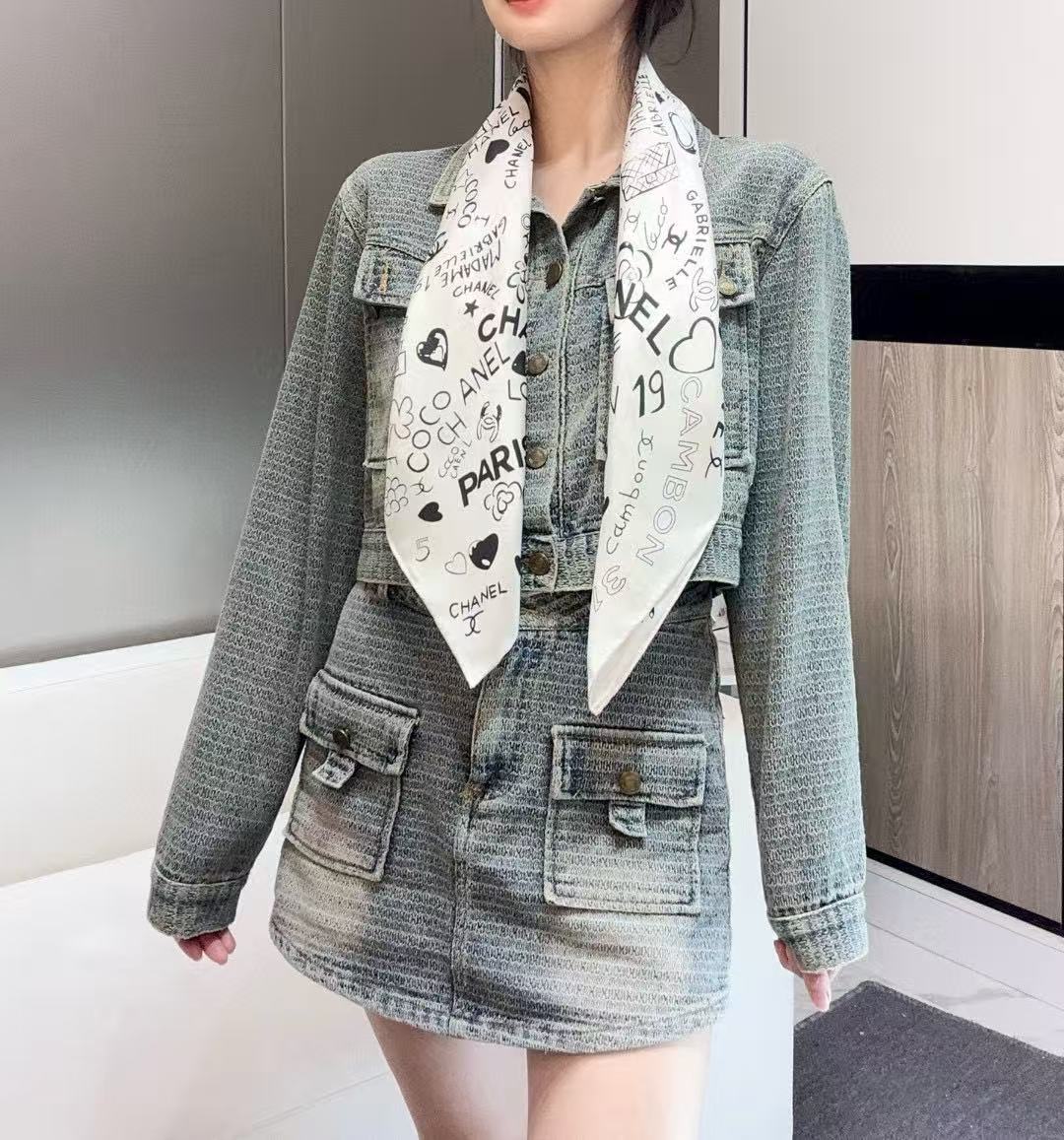 CHANE1 カメリアシルクスカーフ【50％割引+送料無料】