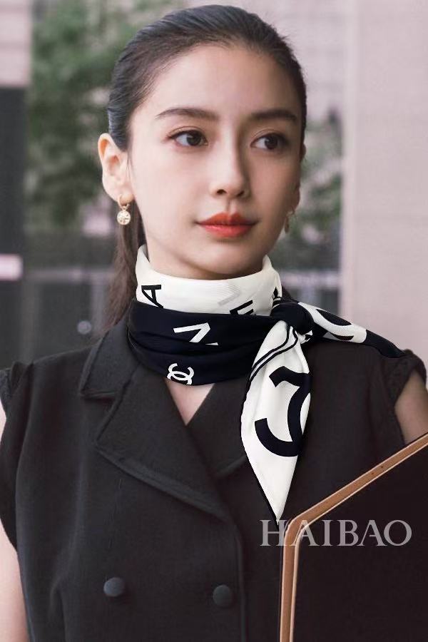 CHANE1 ダブルC文字シルクスクエアスカーフ【50％割引+送料無料】