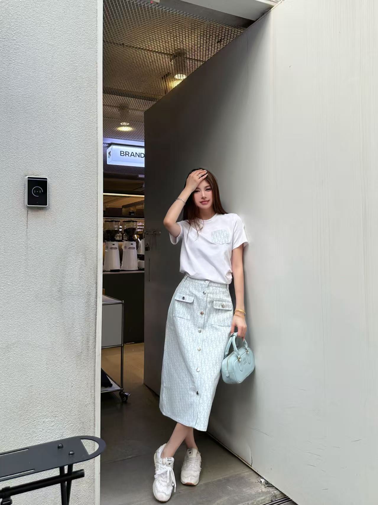 DIOR 高品質ポケットTシャツ ＋ スカート【50％割引+送料無料】