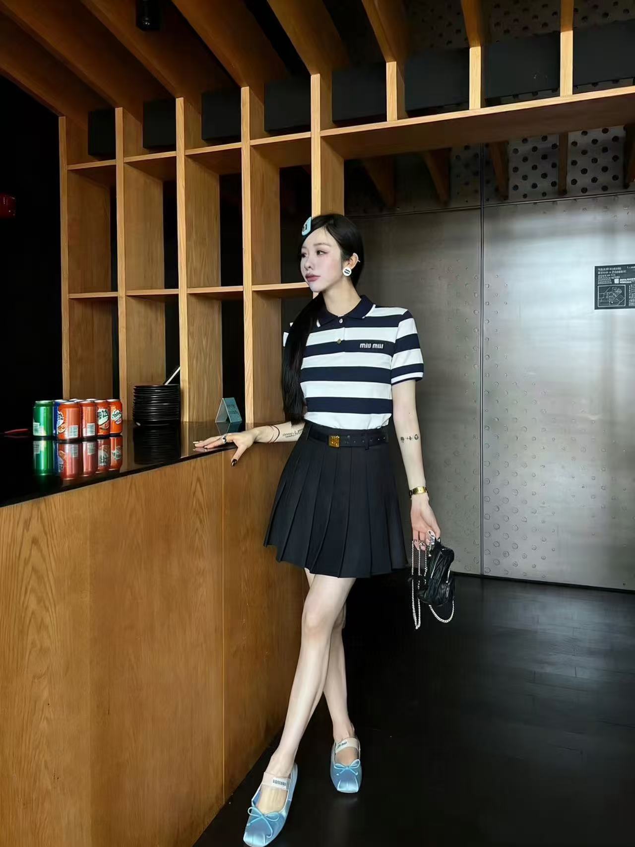 M1U1M1U 高品質シャツ＋スカート【50％割引+送料無料】