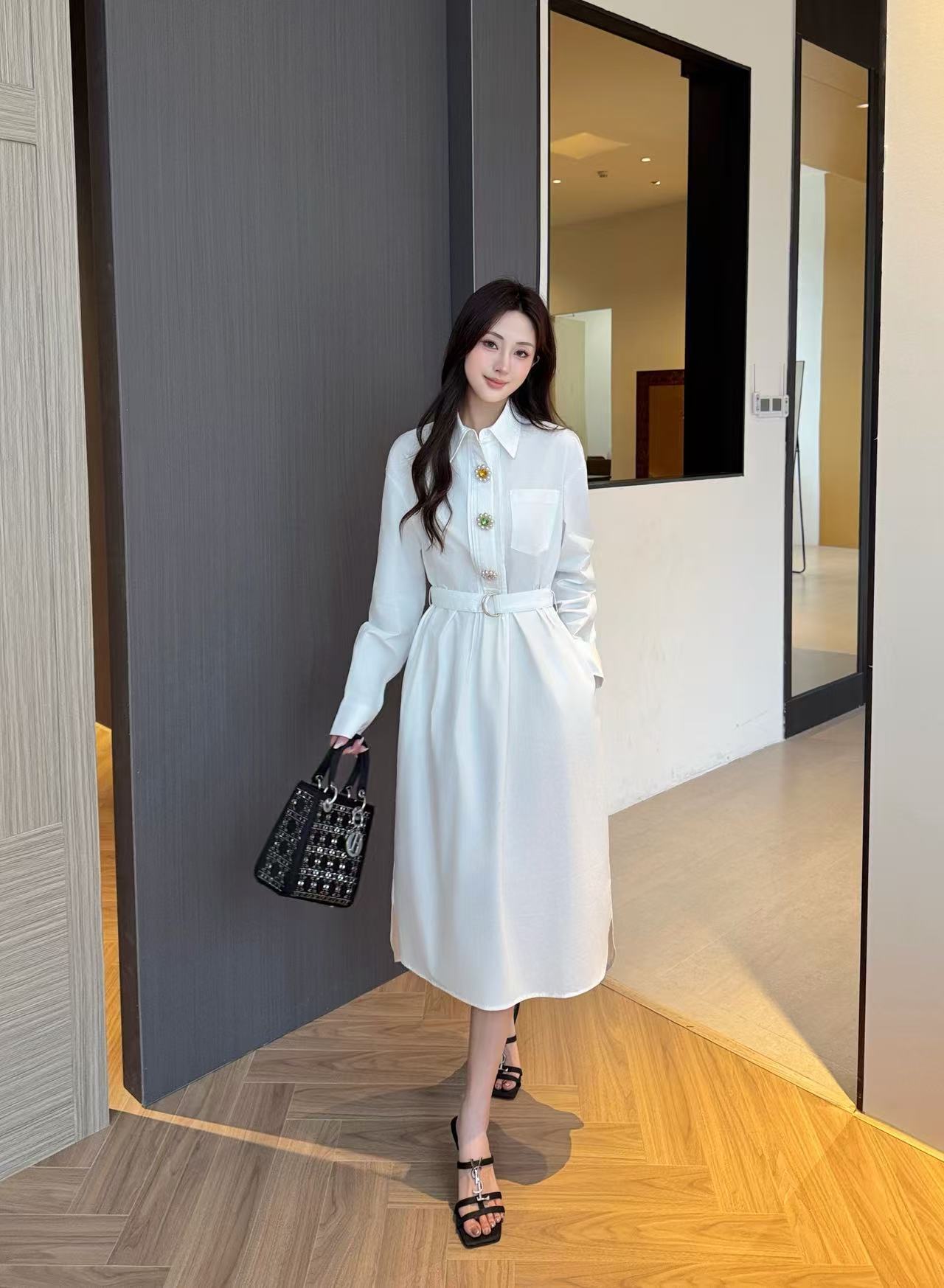 LV 高品質パールボタン付き長袖ワンピース【50％割引+送料無料】