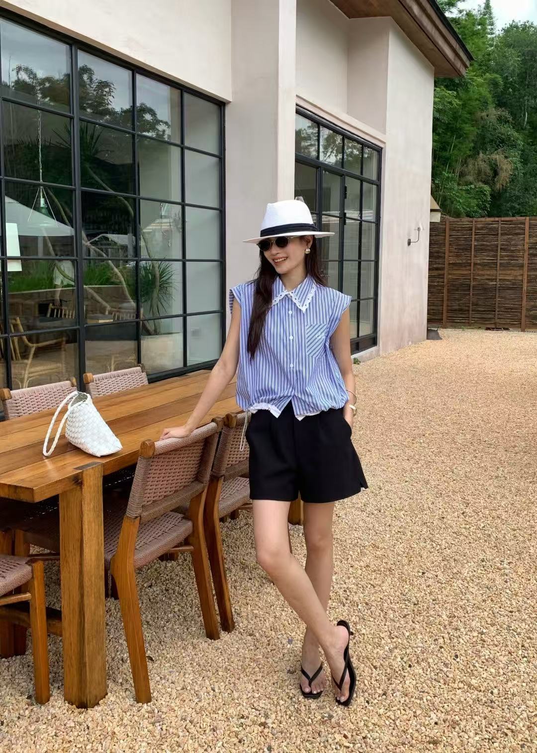 M1UM1U ストライプ ノースリーブシャツ【50％割引+送料無料】