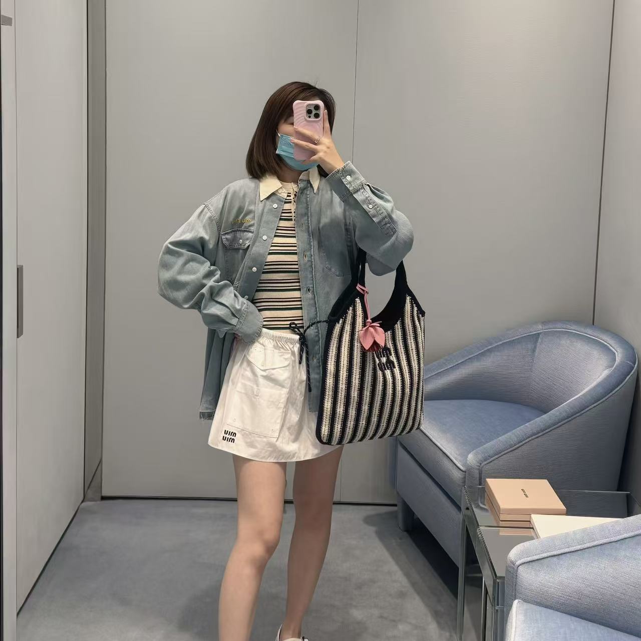 M1UM1U 刺繍入りレターポケット デニムシャツ【50％割引+送料無料】