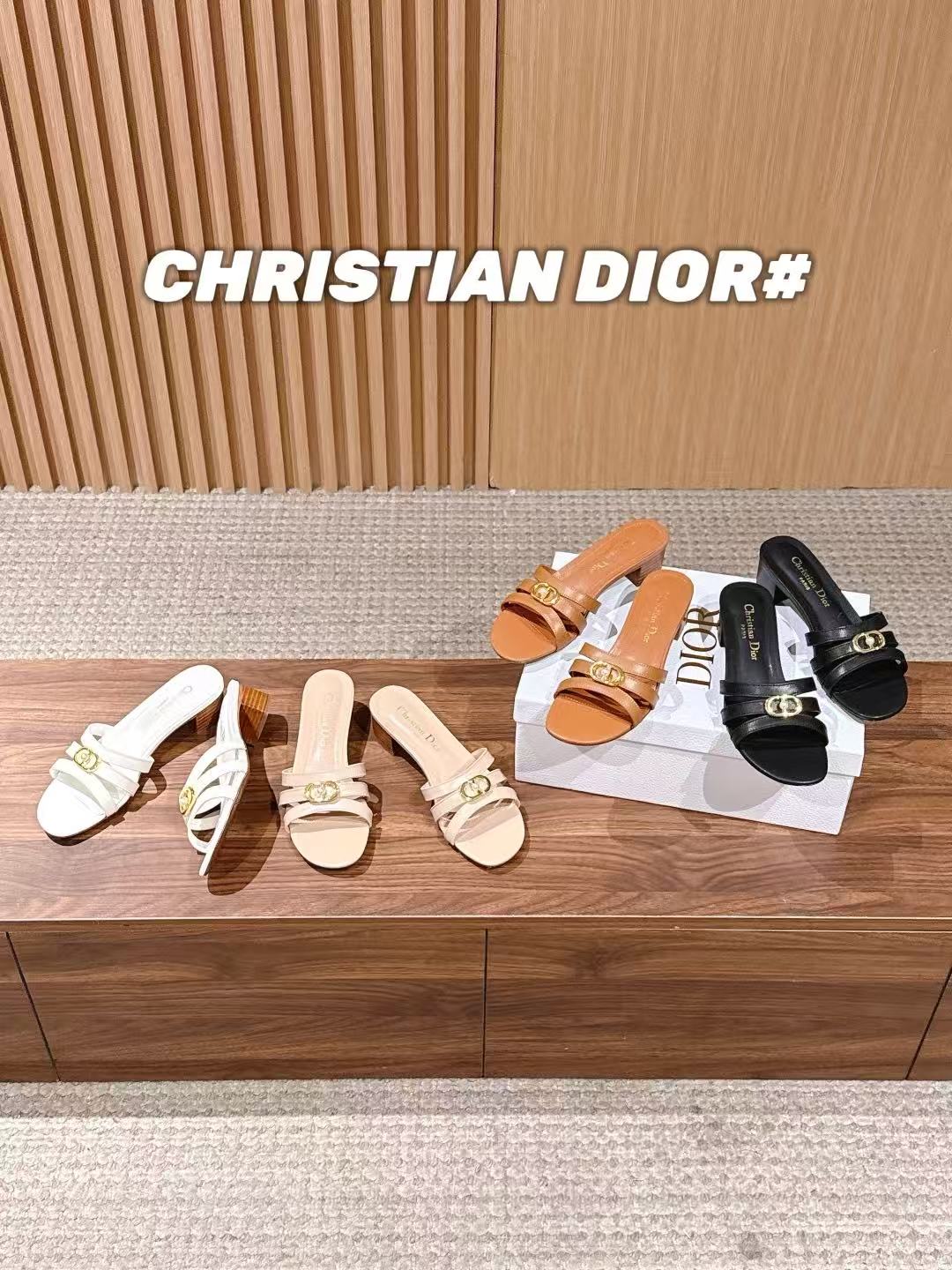 DIOR 上質CDロゴ ローヒール・スライドサンダル【50％割引+送料無料】
