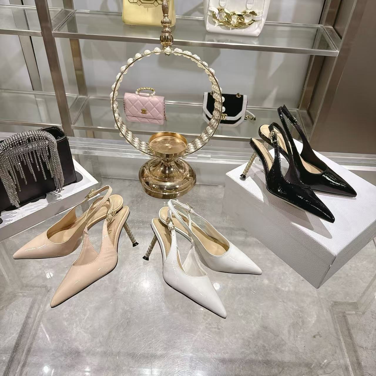 DIOR 上質なポインテッドトゥ・ハイヒール【50％割引+送料無料】
