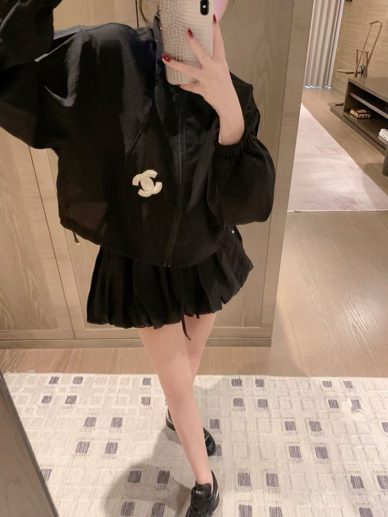 CHANEL ダブルC サンプロテクション ジャケット＆スカート セット【50％割引+送料無料】