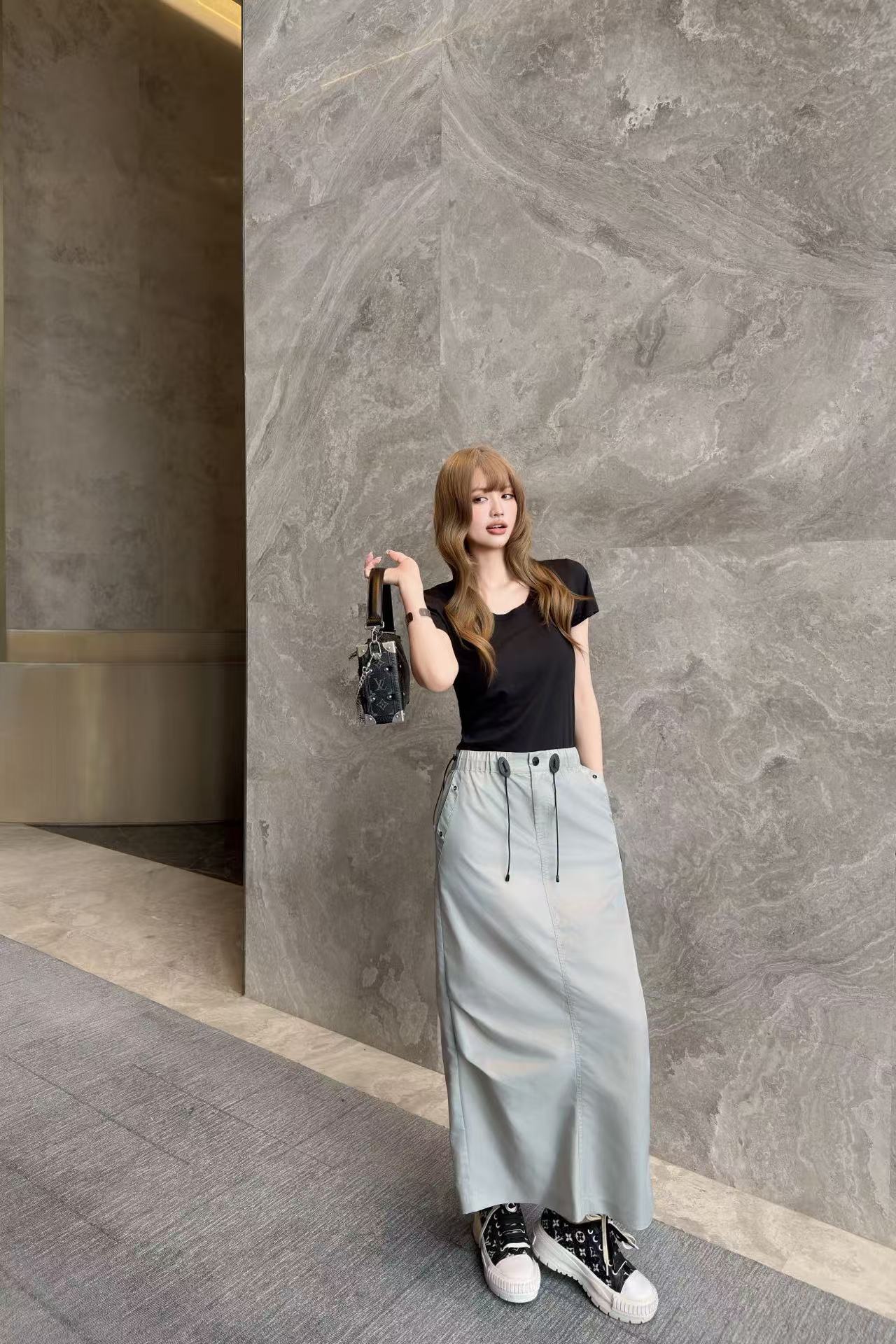 LV 上質なウエストゴムスカート【50％割引+送料無料】