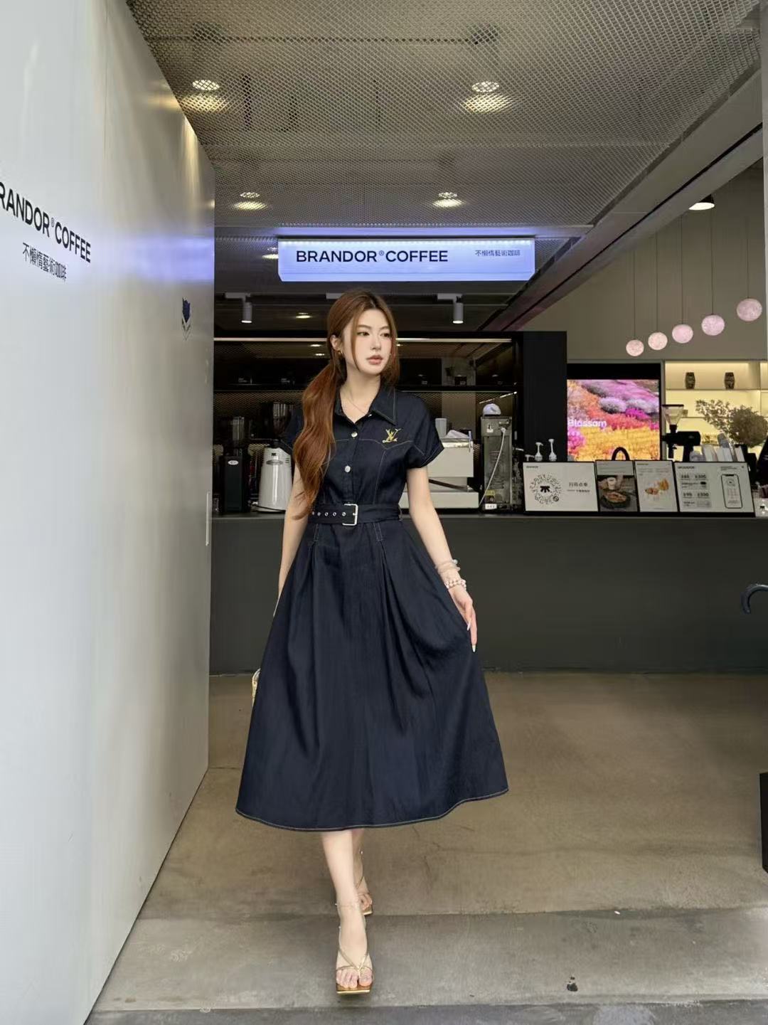 LV刺繍ロゴ デニムワンピース【50％割引+送料無料】