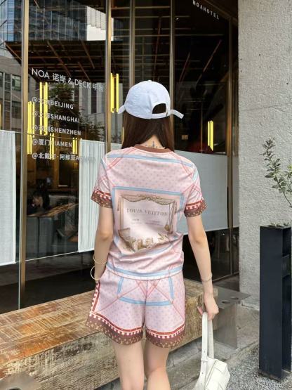 LVプリントTシャツ ＋ ショートパンツ【50％割引+送料無料】