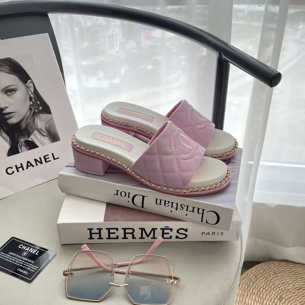 CHANE1 ダブルC ローヒール【50％割引+送料無料】