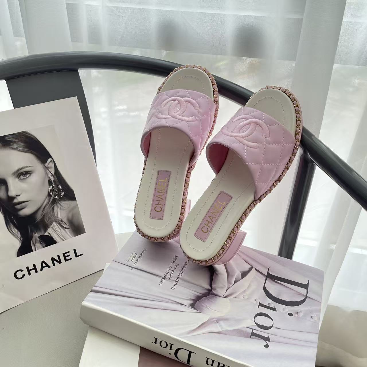 CHANE1 ダブルC ローヒール【50％割引+送料無料】