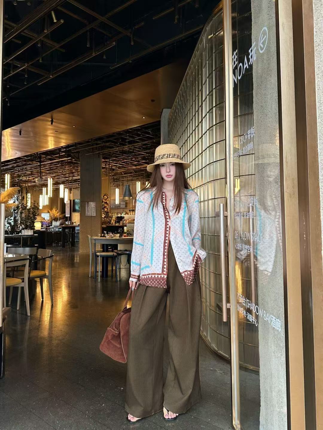 LVプリントシャツ【50％割引+送料無料】