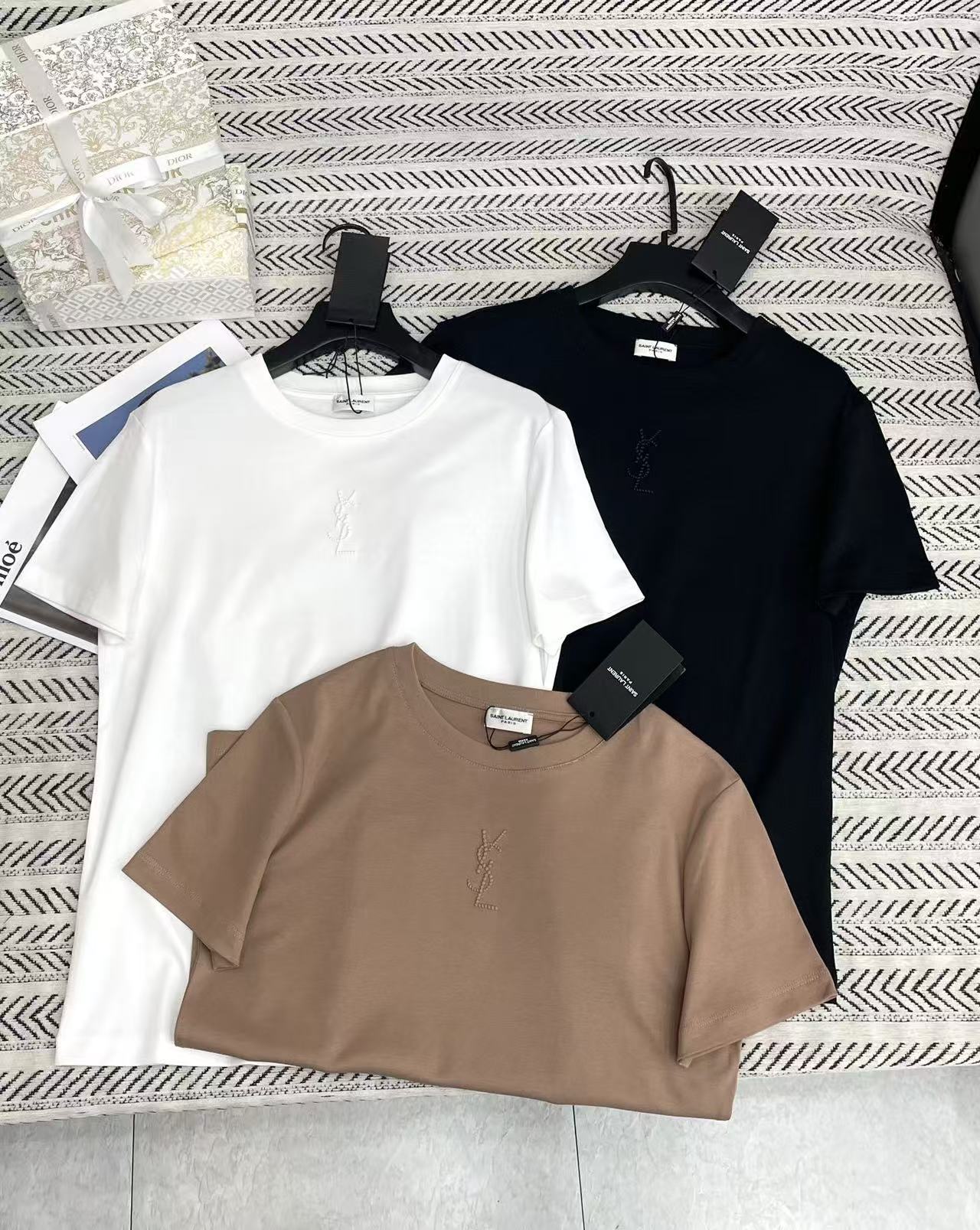 YSL刺繍ロゴTシャツ【50％割引+送料無料】