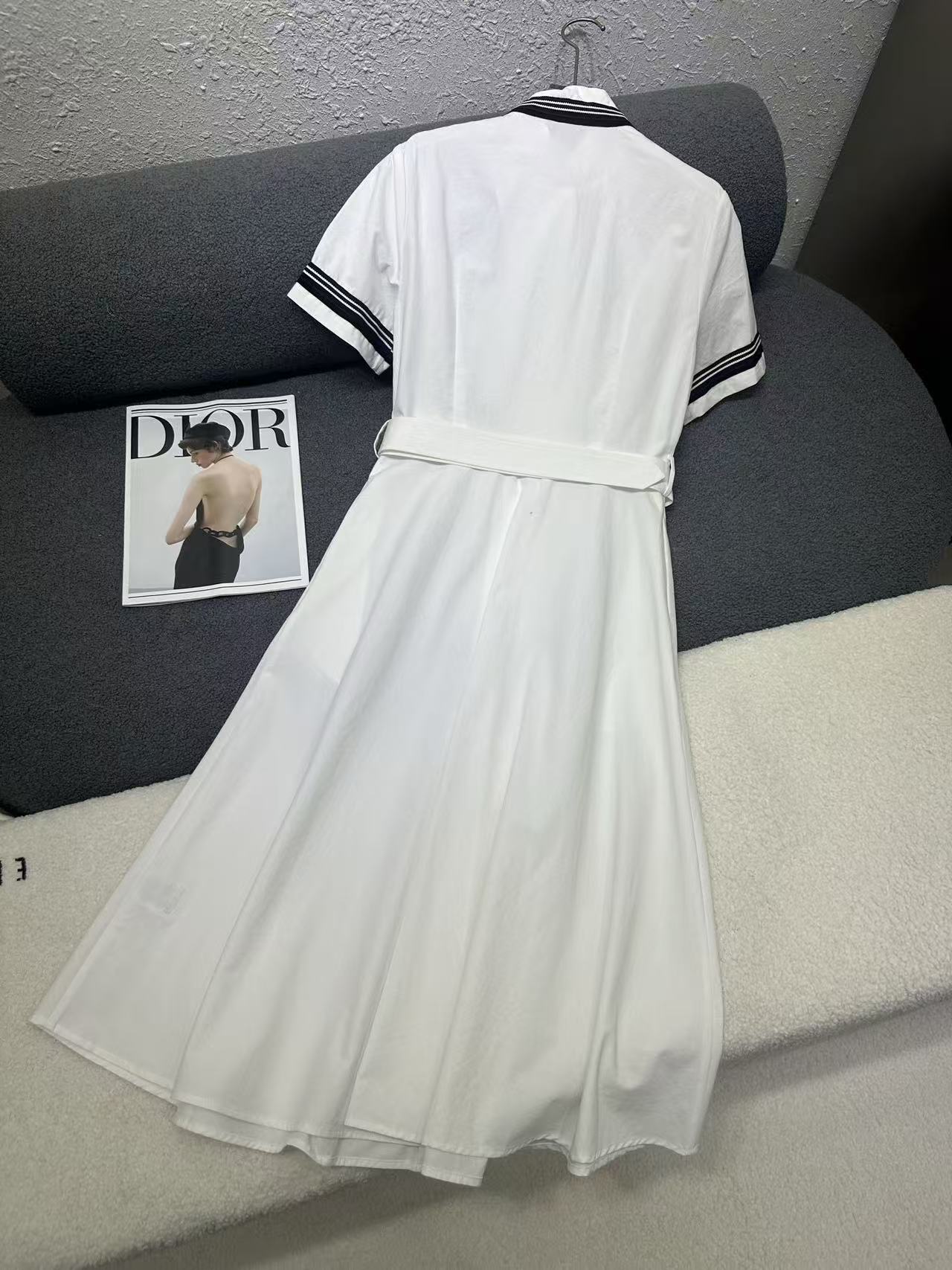 DIOR 上質なスタンドカラーワンピース【50％割引+送料無料】
