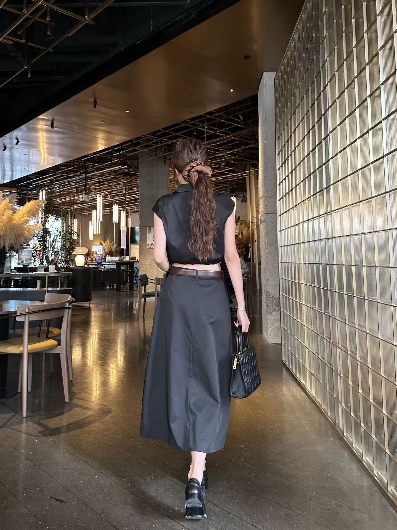 PR4DA トライアングルロゴ ベスト＋スカート ツーピースセット【50％割引+送料無料】