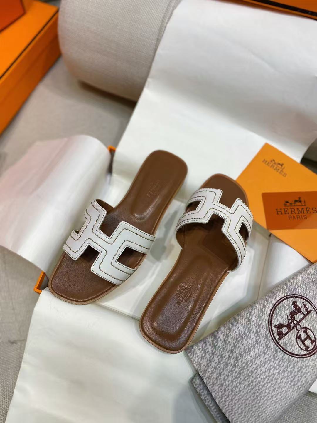 HERME5高品質Hシープスキンスリッパ【50％割引+送料無料】